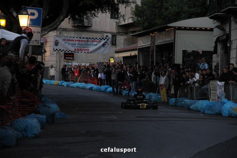 111120 sport2 477_tn.jpg
